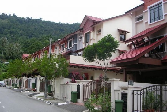 Bukit Gambier Terrace House