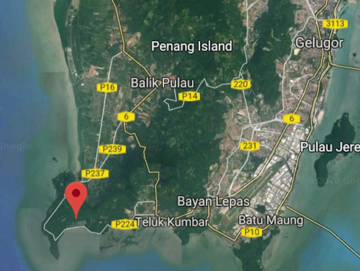 Teluk Kumbar land for sale