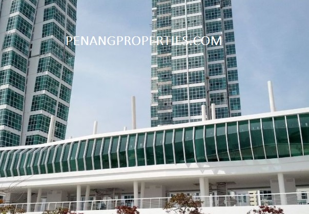 Maritime Piazza shops