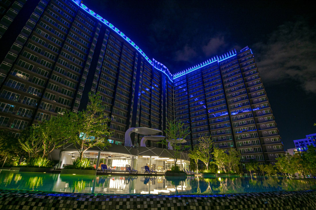 Grand entrance with water features