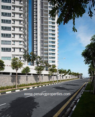 Infinity boulevard driveway