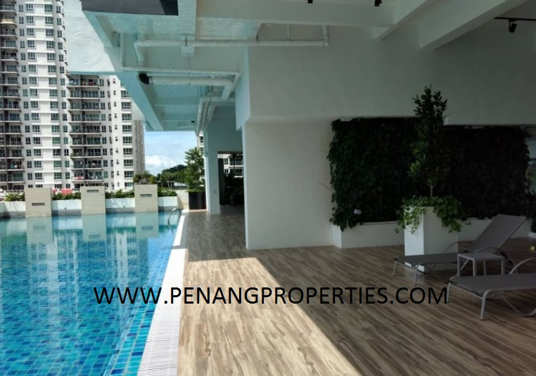 Swimming pool deck