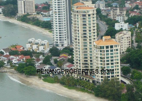 Two block condominium of 20 & 22-storey