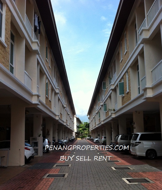 3 storey terrace house