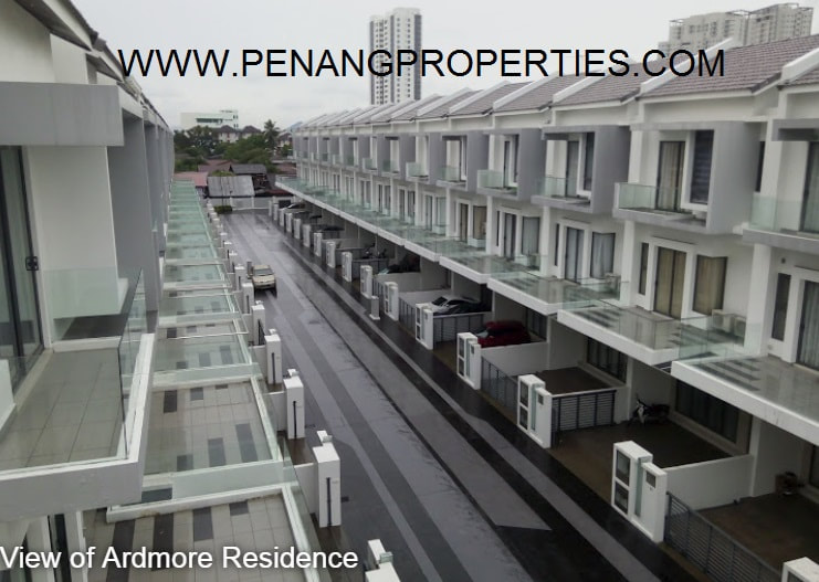 Terrace house in Jelutong
