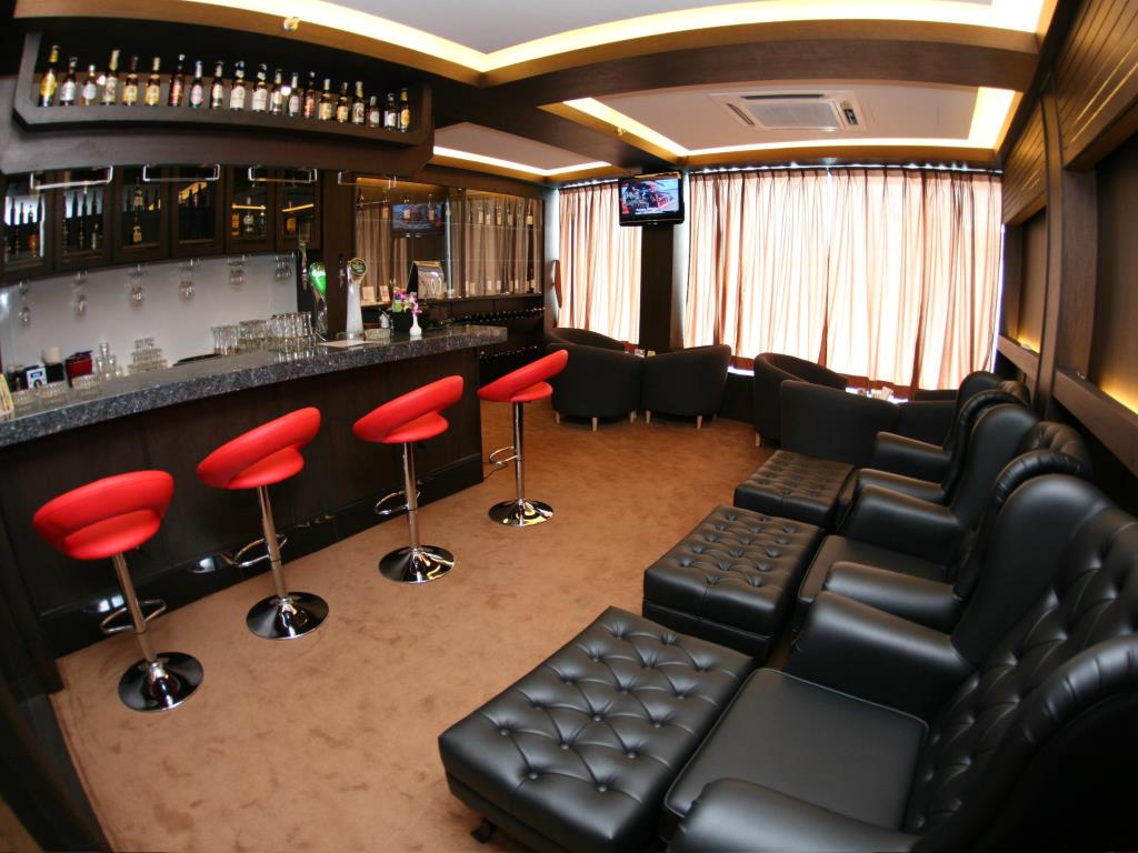 Bar / lounge