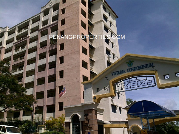 Vistaria condominium entrance