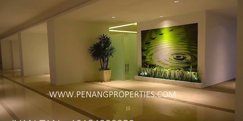 Lobby and foyer