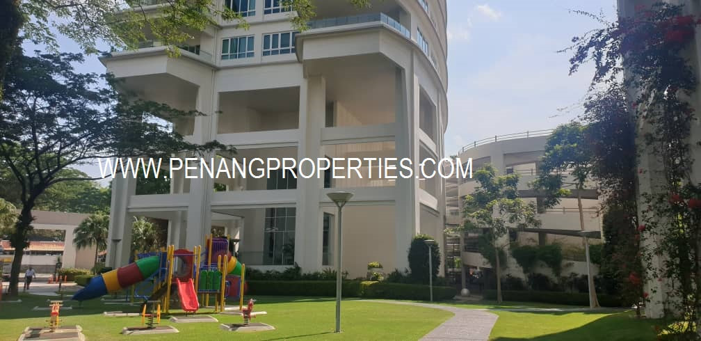 Large well maintainted grass lawn