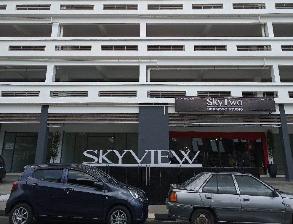 Skyview Plaza shop lots