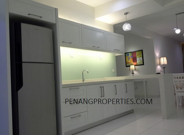 Kitchen cabinet