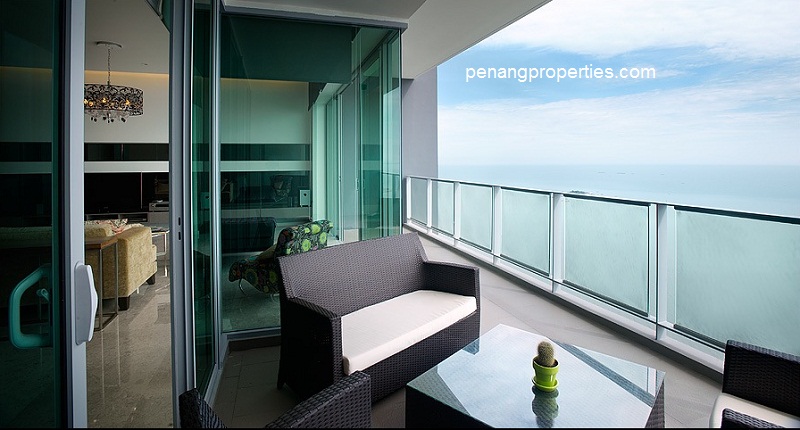 Dinning and balcony