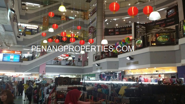 Retail shop lot