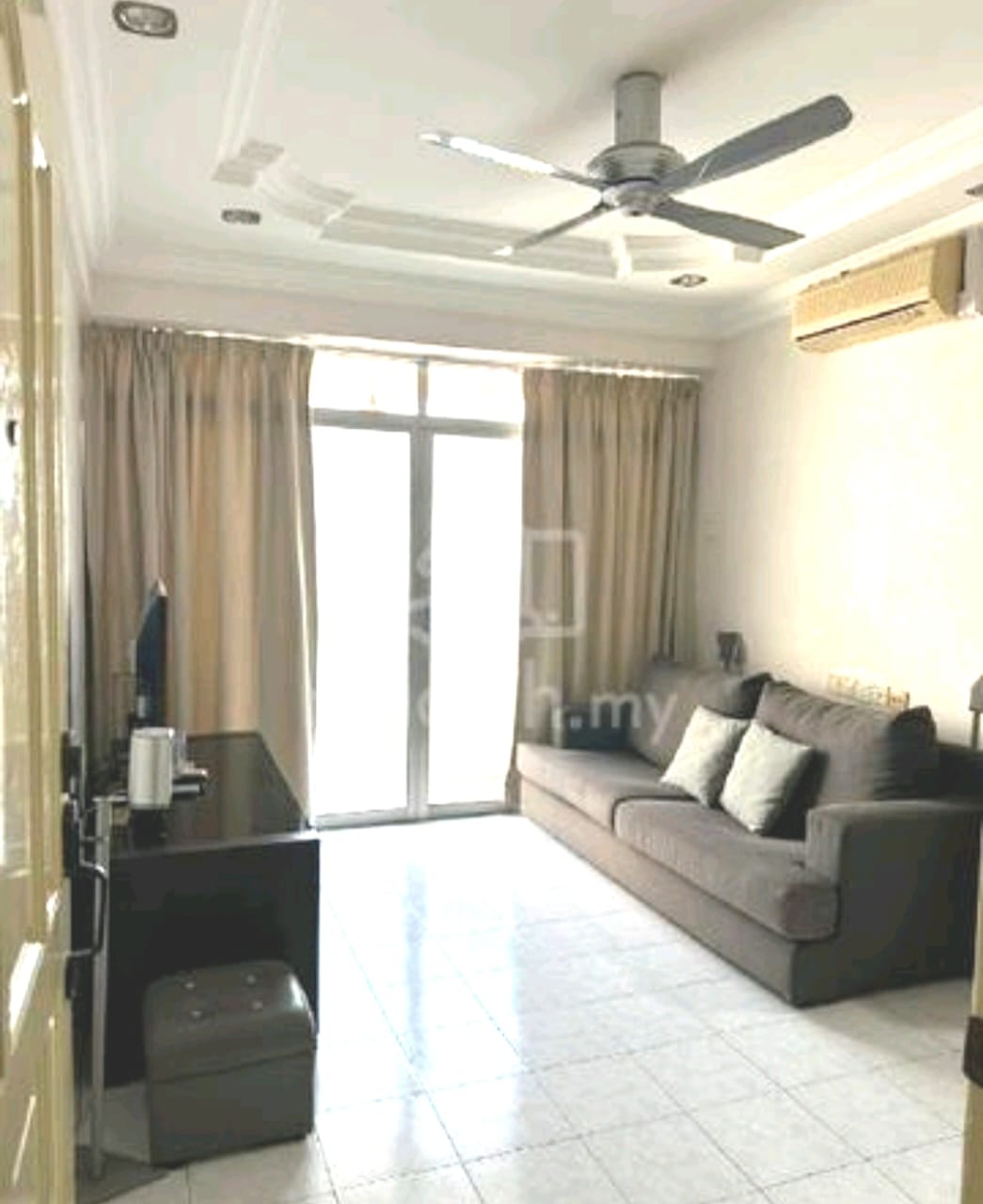 U-garden apartment unit for sale 