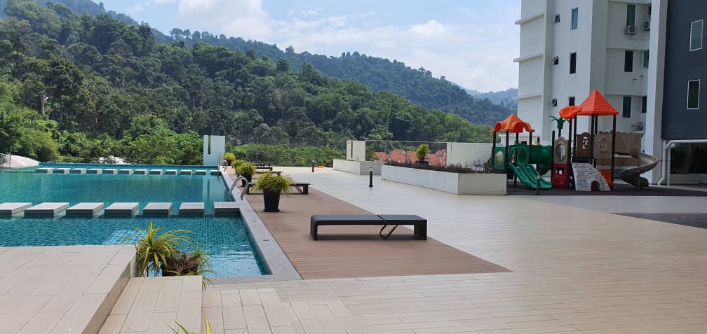 Emarald Residence facilities floor.