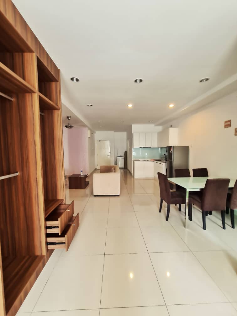 Studio unit